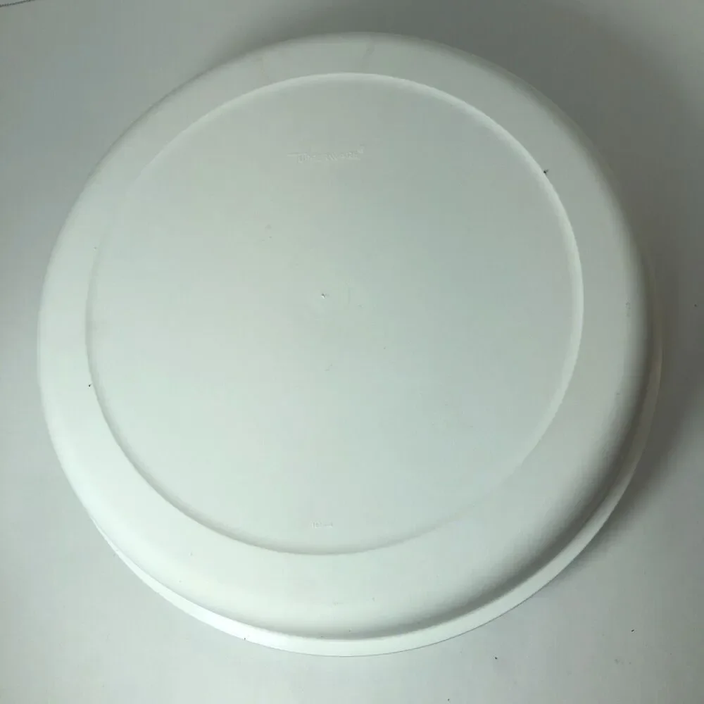 Tupperware Serving Tray Veggie Divided with Lid‎ 1665-1 No Dip Bowl White Large
